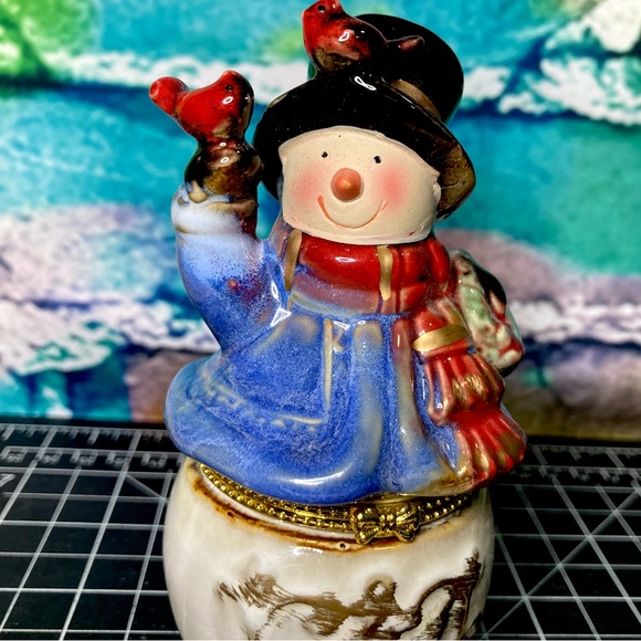 LARGE Vintage Snowman Limoges Style Hinged Trinket Box - Picture 1 of 11